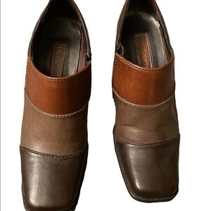 Highlights Women's Brown Faux Leather Side Zip Ankle Boots Size 5.5